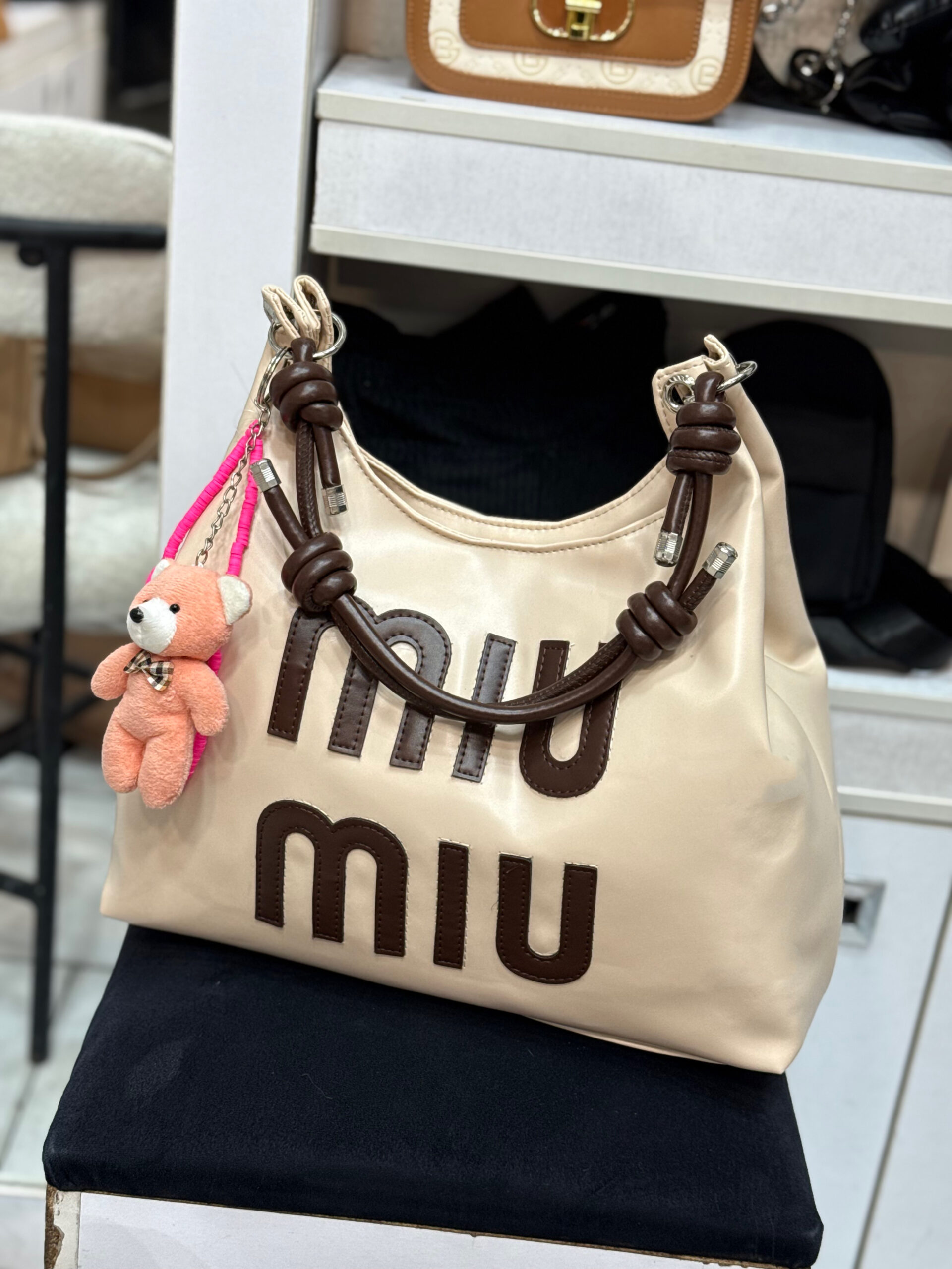 IMG_5237 کیف میا ۱۵۱۳۴ - Image 1